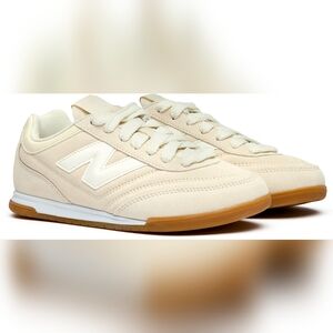 Women's Cream Sneakers